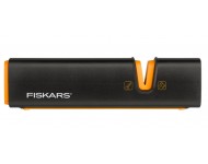 Fiskars X Sharp fejsze és késélező